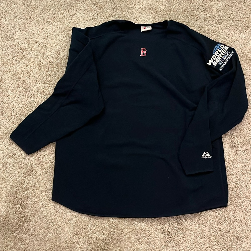 Red Sox Majeatic warm up top. Large. Navy blue.